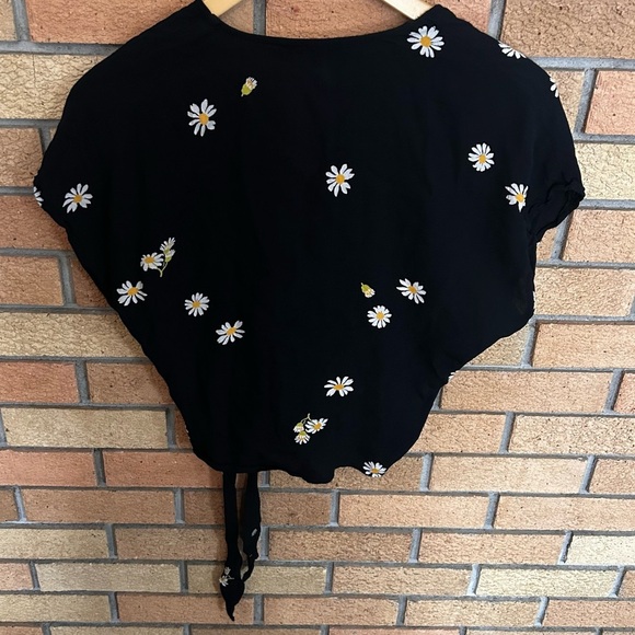 Madewell Sash-Tie Wrap Top in Lazy Daisies Black Size Small - Picture 4 of 8